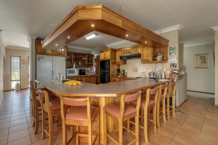 3 Bedroom Property for Sale in Die Wingerd Western Cape